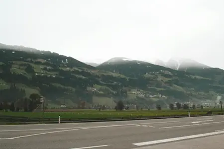 Specyfika austriackiej sieci autostrad oraz zakup winiety