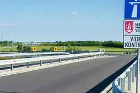Предимства и недостатъци на скоростните пътища